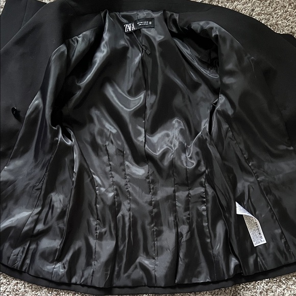 Like New! Zara Women's Lapel Collar Blazer Jacket in Size  S - Picture 10 of 15